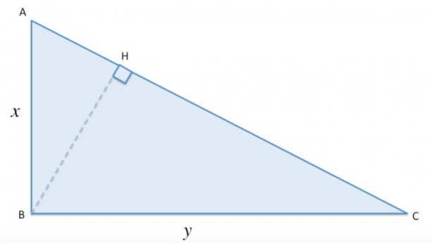 In un triangolo rettangolo il rapporto fra l’altezza relativa all